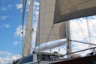 HANDEM yacht - motor sailer
